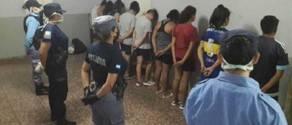 Detuvieron a 11 chicas que rompieron la cuarentena para jugar al fútbol