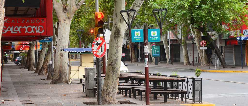 Desde la Unión Industrial de Mendoza: "Las empresas no pueden pagar sueldos"