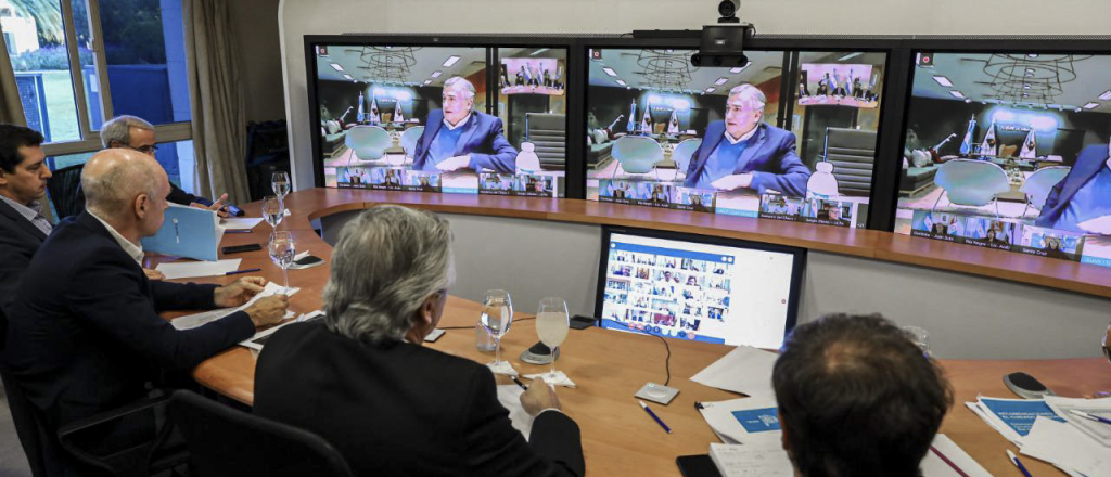 Fernández recibió apoyo de los gobernadores en negociación de la deuda