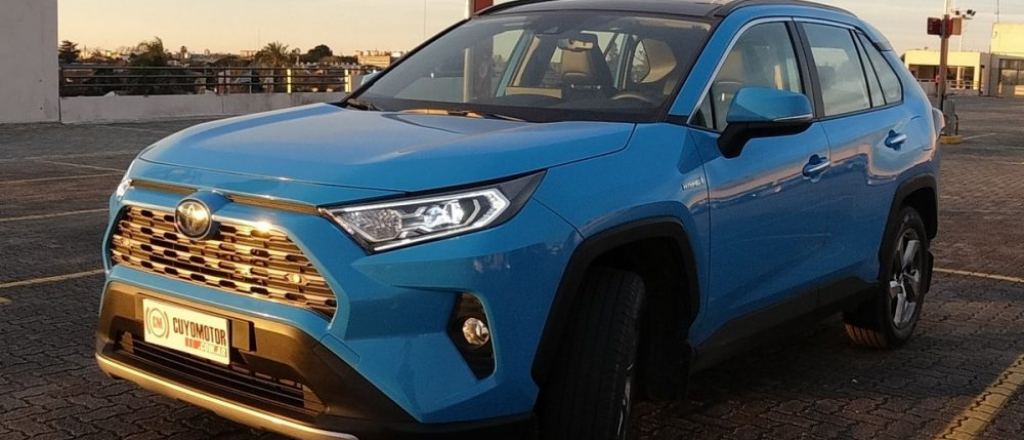 Toyota lanza el Model Year 2021 del imponente SUV RAV4 Hybrid