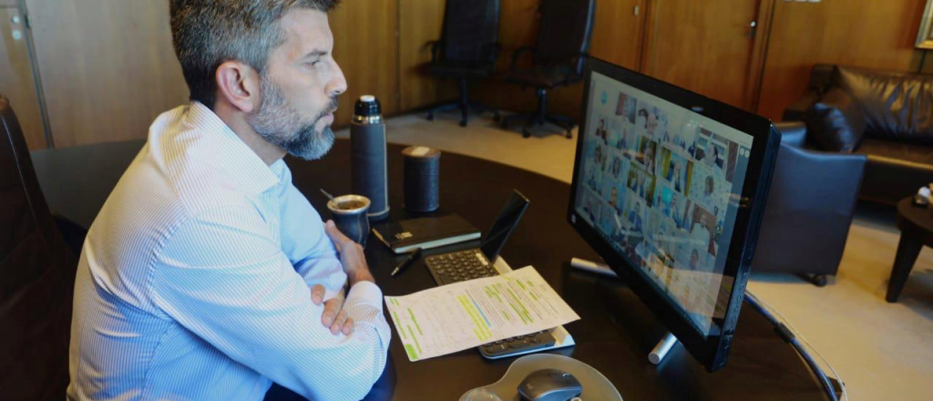 El Presidente dialogó por videoconferencia con intendentes de todo el país