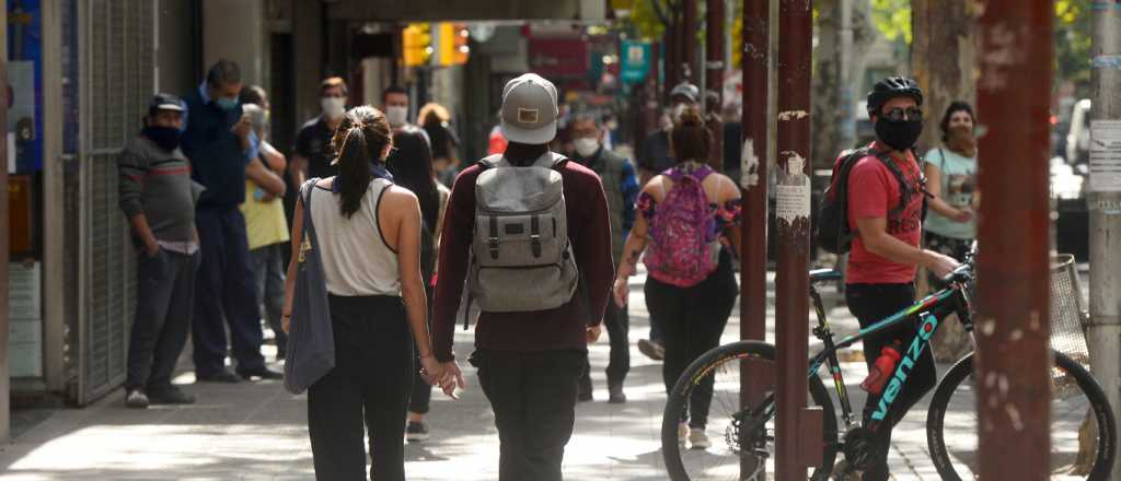 Mendoza, otro día con baja en los casos de Covid