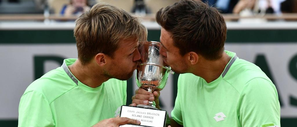 Un campeón de Roland Garros es repositor de supermercado