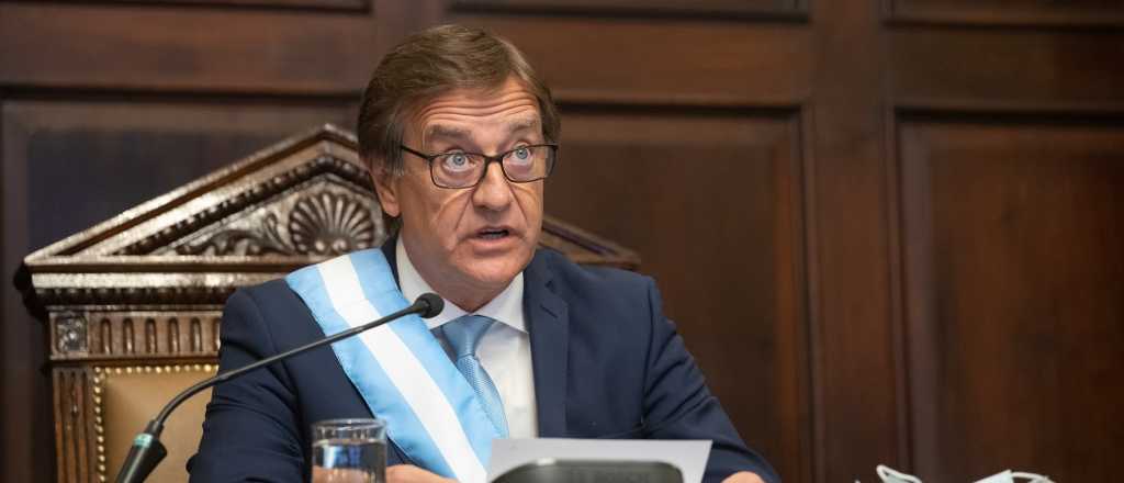 Los anuncios de Suarez durante su primera Asamblea Legislativa