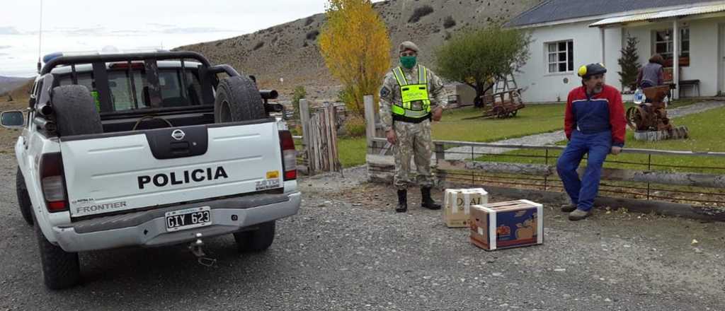 Santa Cruz: se quedó sin pilas en la radio y no tenía idea de la pandemia