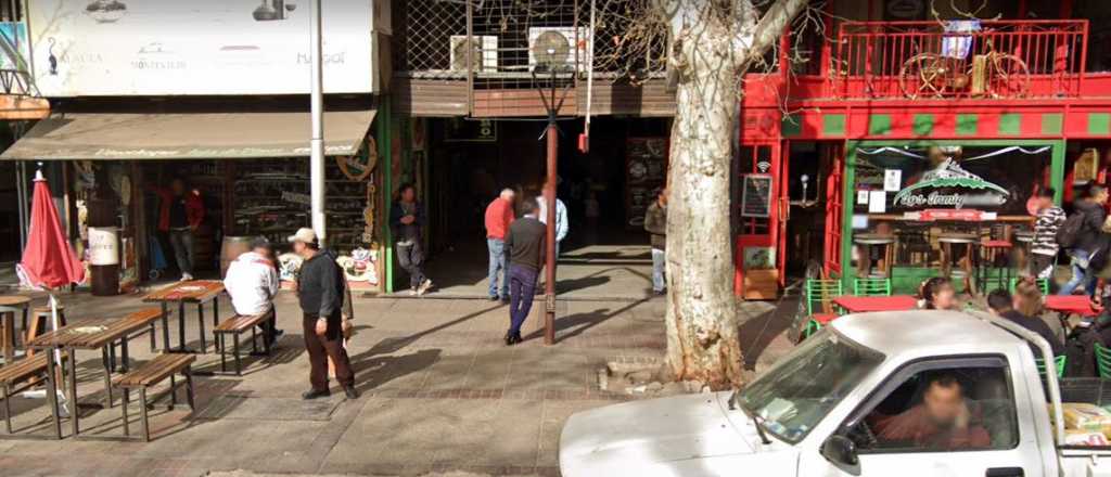 Detuvieron a dos "arbolitos" en la Galería Tonsa