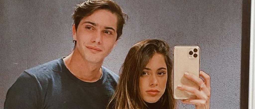 Tini mostró a hermano ¡y son iguales!