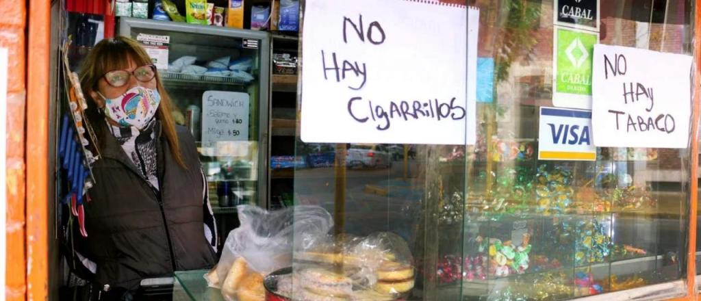 La producción de cigarrillos es parcial y sigue el desabastecimiento