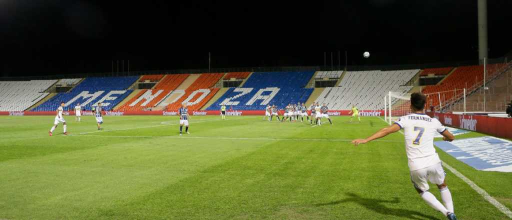 Lammens no descarta mudar el fútbol a una provincia libre de covid-19