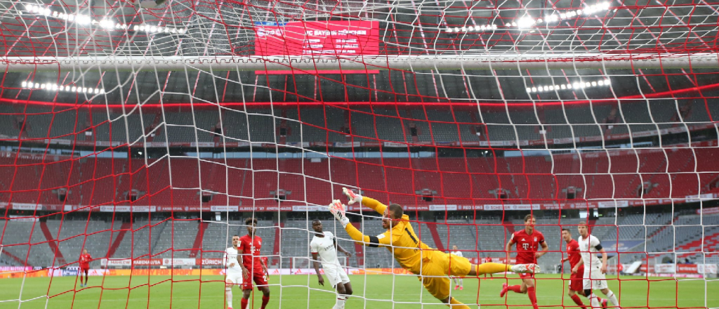 Bayern Munich goleó, Dortmund ganó y todo sigue igual en Alemania