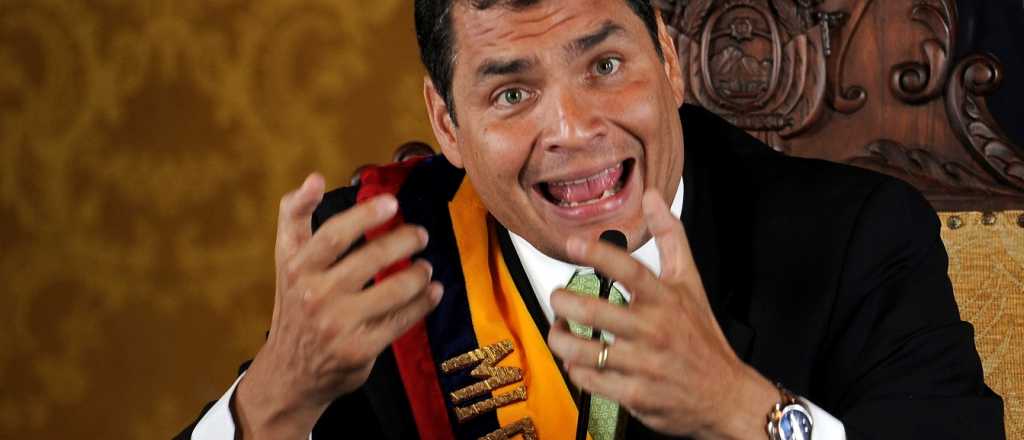 Ordenan la prisión preventiva a Rafael Correa en Ecuador por sobornos