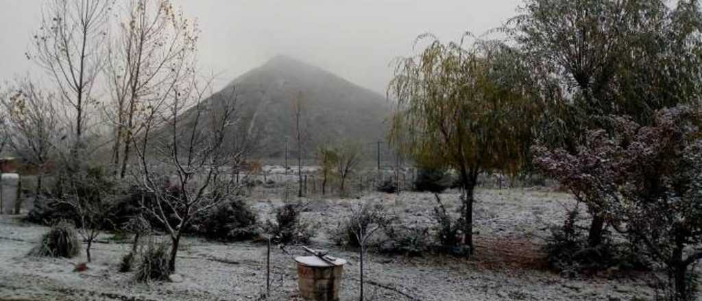 Las impactantes postales de la nieve en el Manzano Histórico