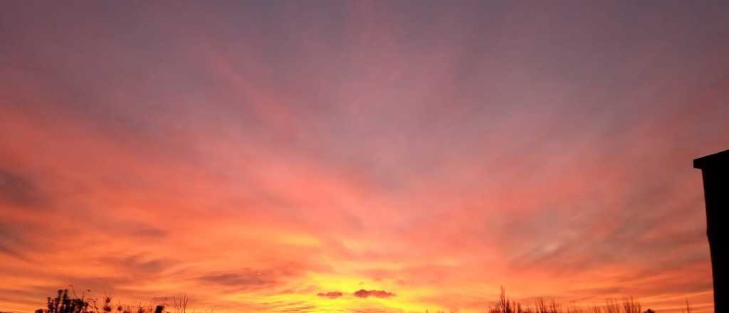 El maravilloso atardecer de Mendoza 