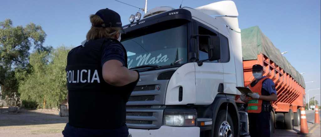 Le confirman coronavirus positivo a otro camionero en Mendoza