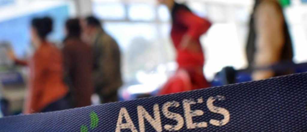 Anses podría pagar un tercer IFE solo en zonas de cuarentena estricta