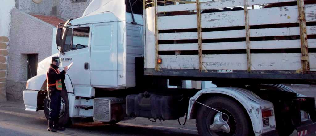 La esposa del camionero de Rodeo del Medio también tiene coronavirus