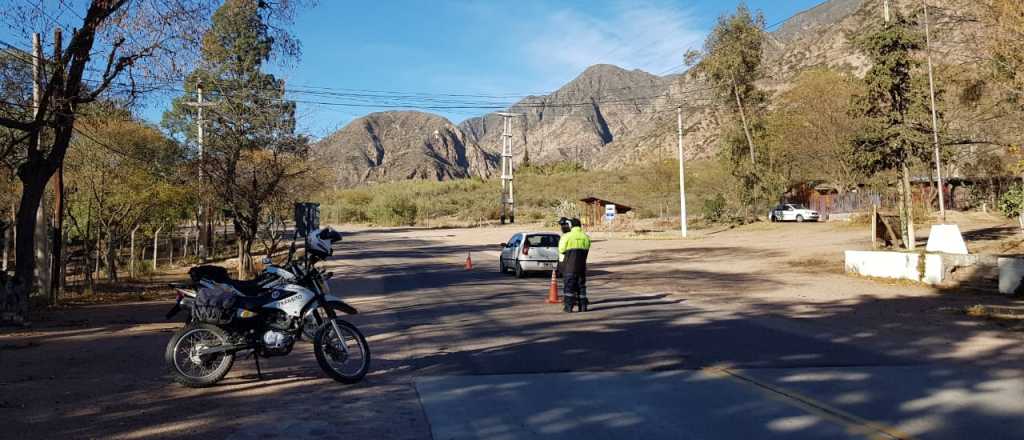 Tomemos nota: sigue prohibido salir de picnic en Mendoza