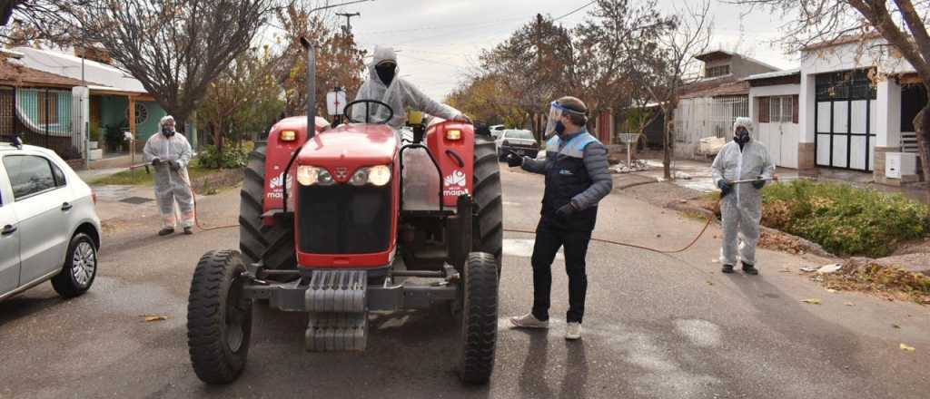 Así desinfectan y testean el barrio que tuvo el rebrote en Maipú