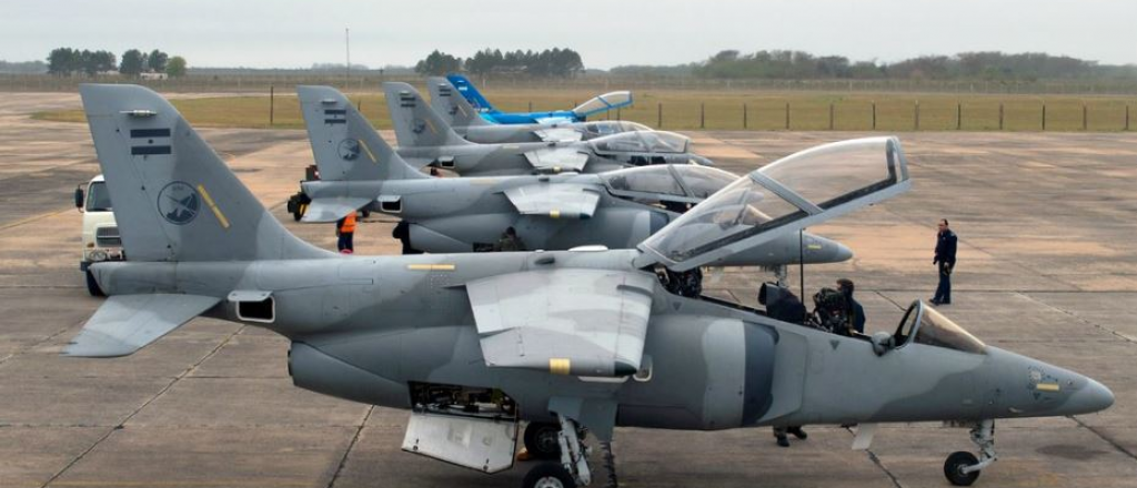 Aviones Pampa II harán vibrar el cielo lasherino en homenaje a Belgrano