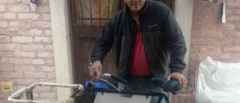 Es cafetero, le robaron su bicicleta y con donaciones compró una nueva