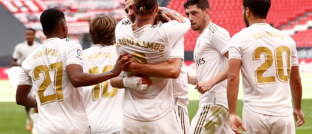 Real Madrid volvió a ganar con un gol de penal y sueña con el título