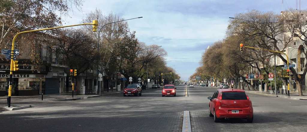 Catorce detenidos en una fiesta clandestina en San Rafael