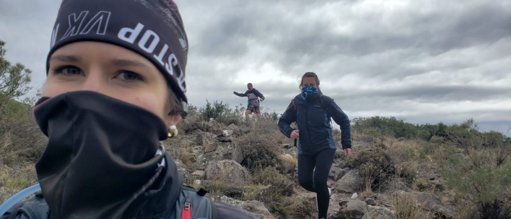 Ojos sin rostro: homenaje a las trail runners mendocinas