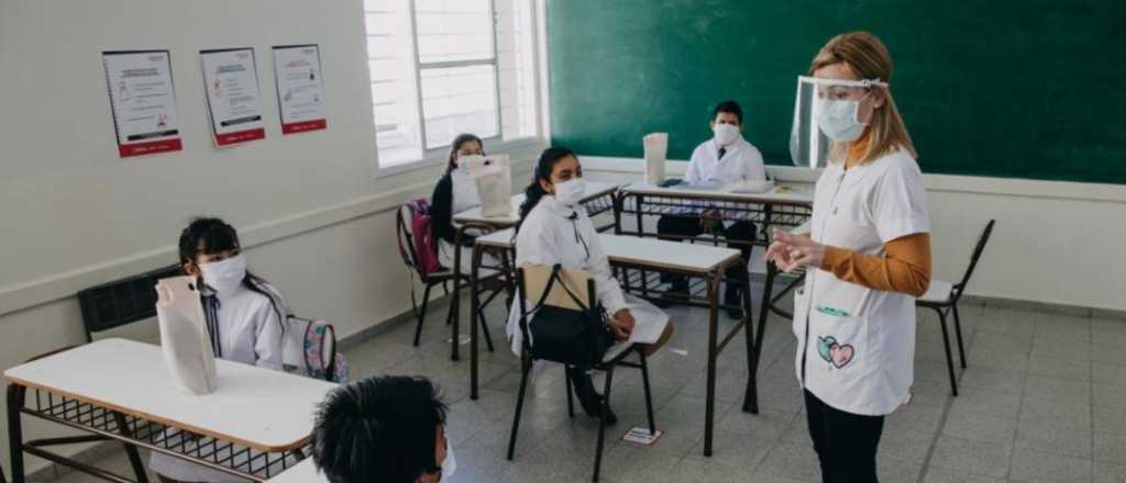 Política en la escuela: ¿los docentes adoctrinan a los chicos?