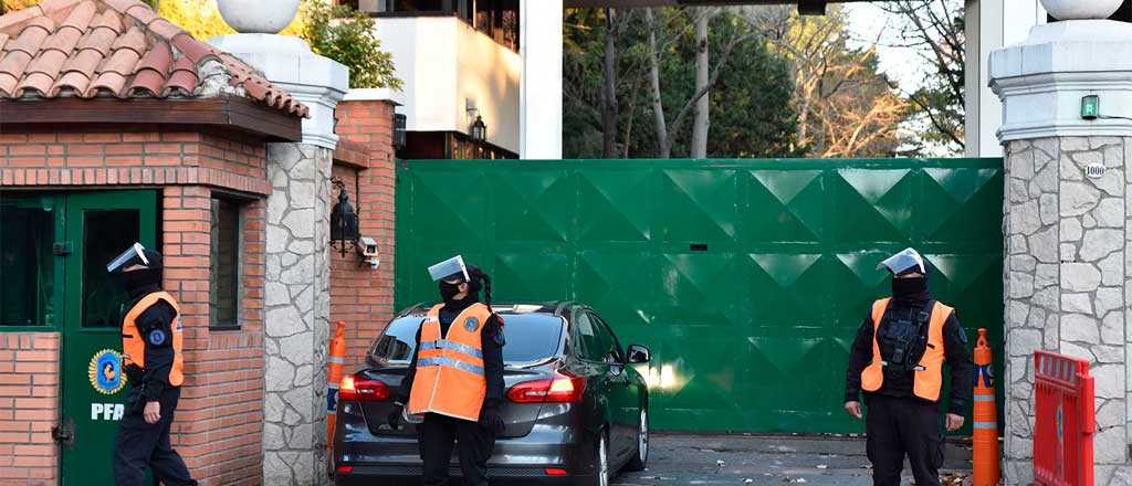 Cuatro custodios del Presidente dieron positivo de coronavirus