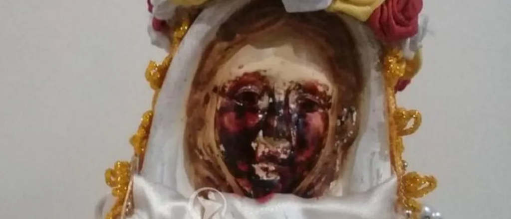 La Virgen del Milagro volvió a llorar lágrimas de sangre