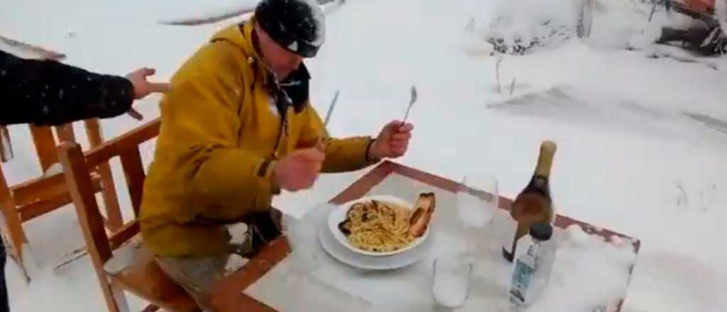 El irónico video para el Presidente desde Ushuaia sobre encuentros al aire libre