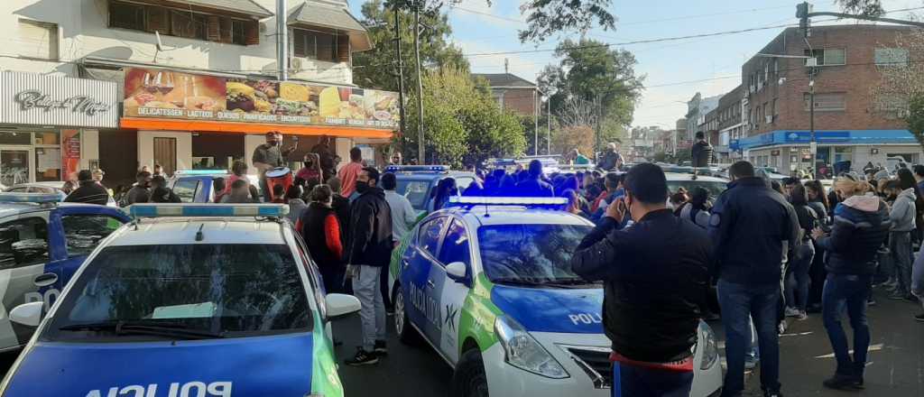 Protestas: policías bonaerenses le reclamaron a Berni mejoras salariales 