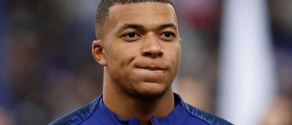 Mbappé tiene coronavirus