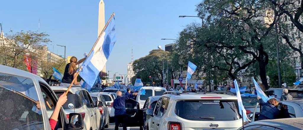 Nuevo banderazo en el Obelisco contra el Gobierno 