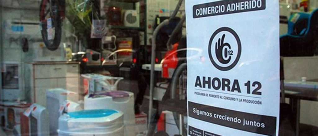 El Gobierno estudia relanzar el "Ahora 12" para incentivar el consumo