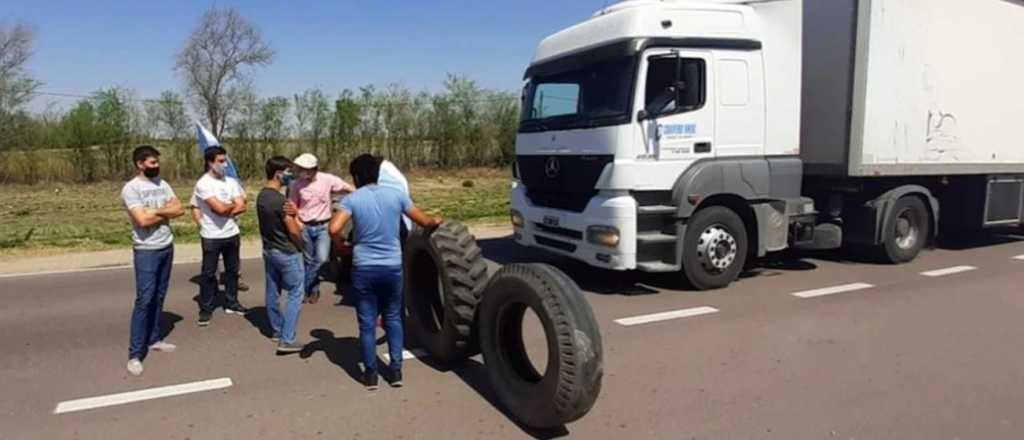 El acceso a San Luis continúa cortado por "tiempo indeterminado"