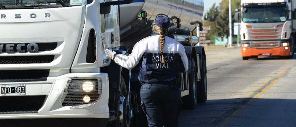 San Martín: encontraron a un camionero muerto adentro de su camión