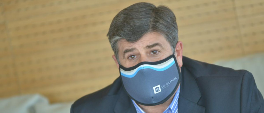 La comitiva mendocina que viajó a San Juan fue ignorada por el Presidente