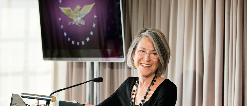 La poeta Louise Glück ganó el premio Nobel de Literatura