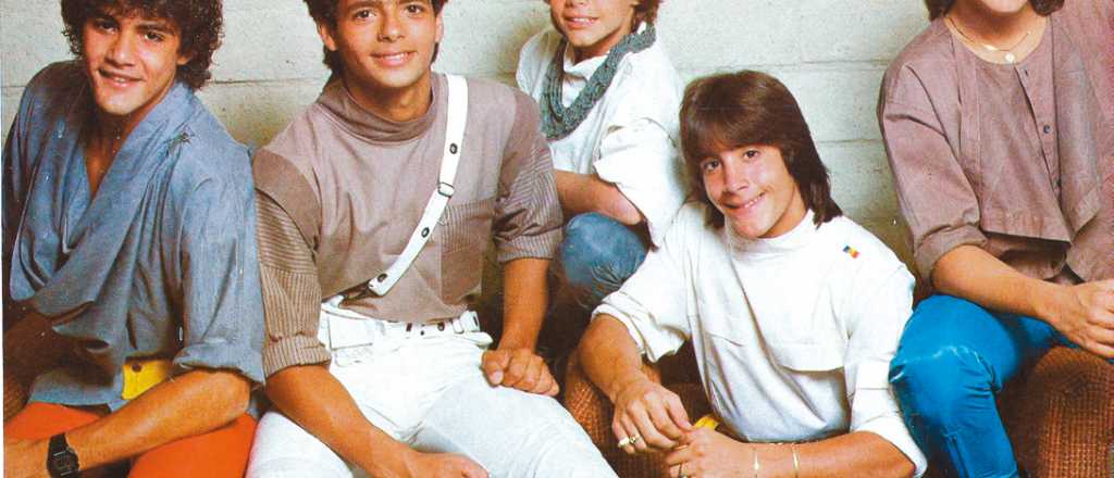 Hoy estrena la serie sobre Menudo, el grupo del que surgió Ricky Martin