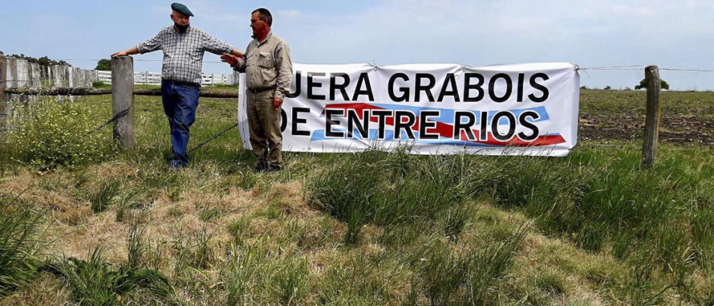 La oposición pregunta por qué había funcionarios en las tierras de Etchevehere