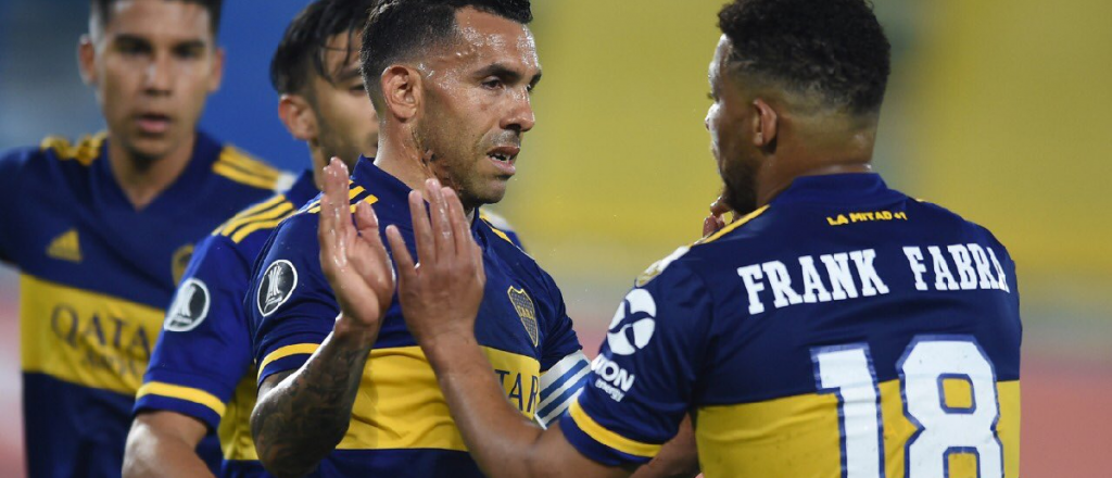 Boca goleó a Caracas con un Tevez imparable y llega con todo a Octavos de final