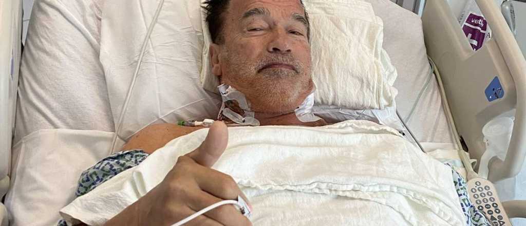 Schwarzenegger fue operado del corazón y ya salió a caminar