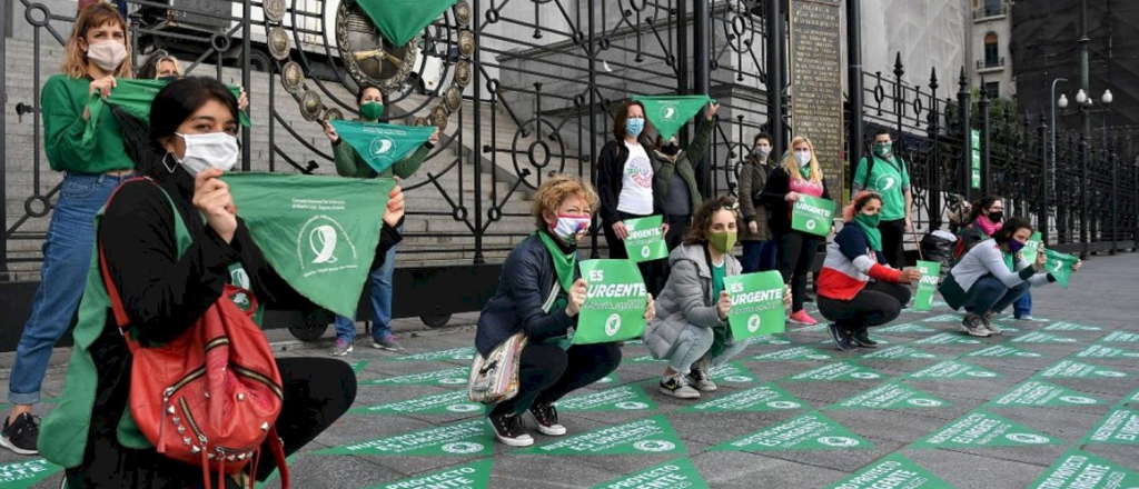 El Gobierno postergó otra vez la reunión con la Campaña por el Aborto