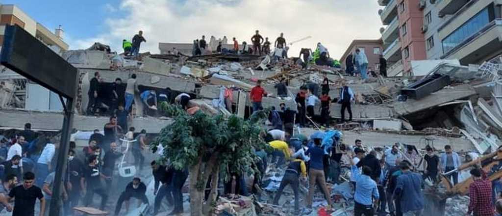 Impactantes imágenes del terremoto y tsunami en Turquía