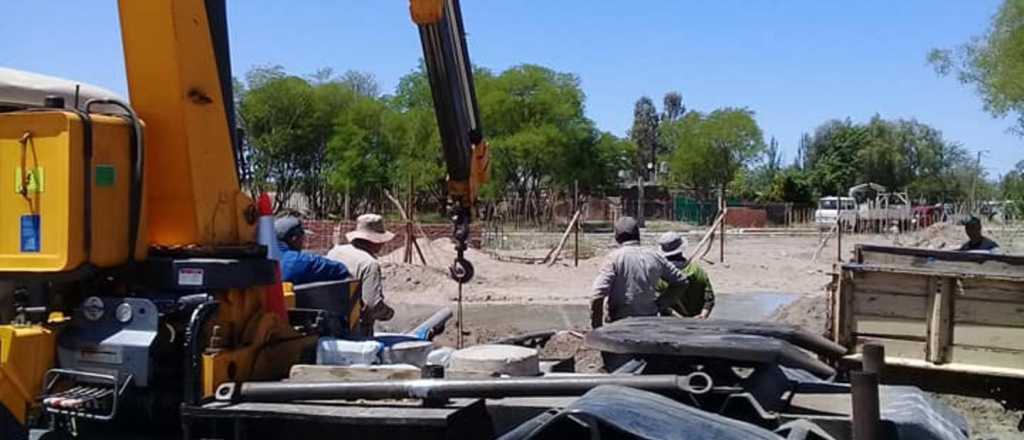 Nueva bomba para la planta de la Isla del Río Diamante en San Rafael