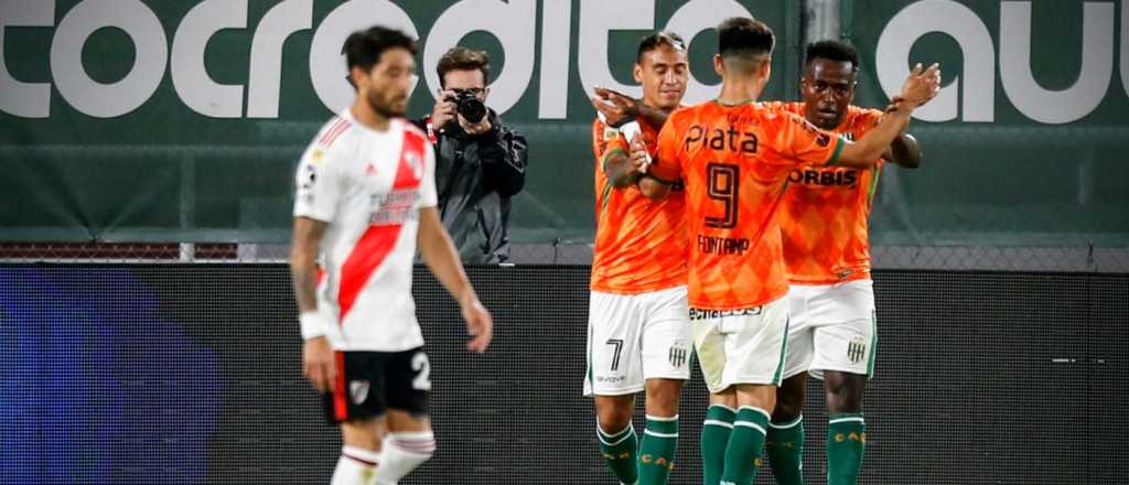 Banfield sorprendió y le ganó a River