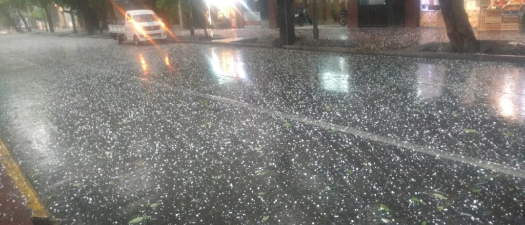 El Servicio Meteorológico extendió el alerta por granizo en Mendoza