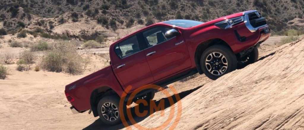 La Toyota Hilux 2021 apareció en la montaña de Mendoza