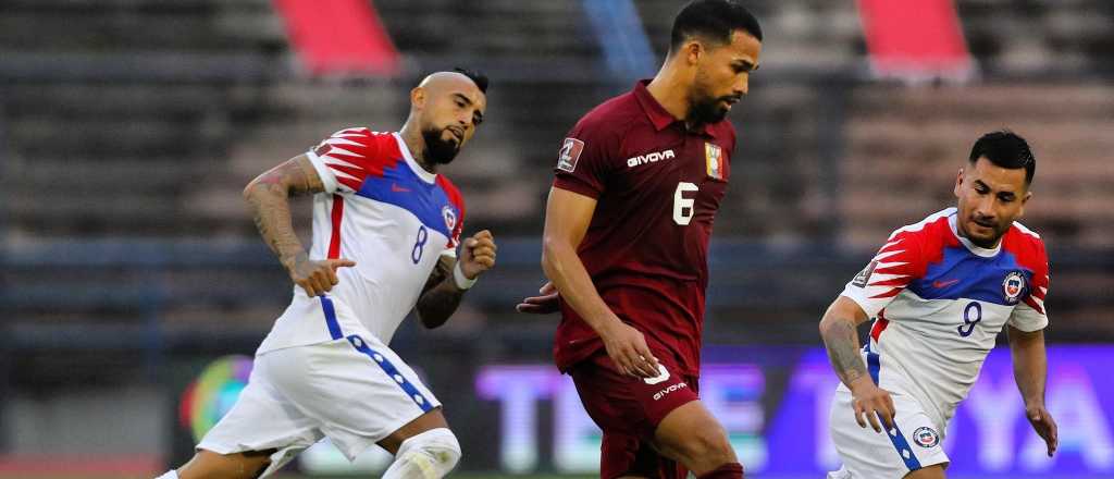 Le tiró el caño del año y Vidal lo bajó de una patada